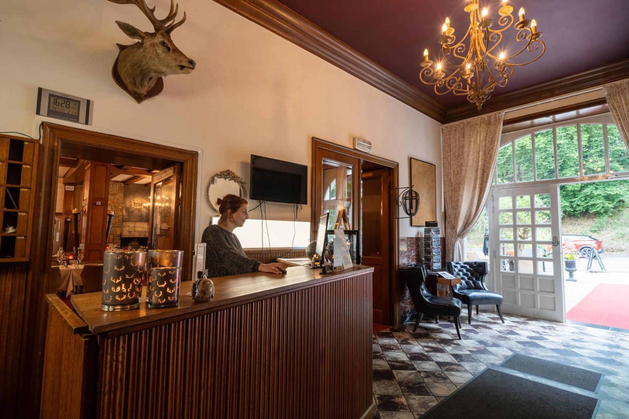 Hotel L'Eau Vive Vresse-sur-Semois Bagian luar foto