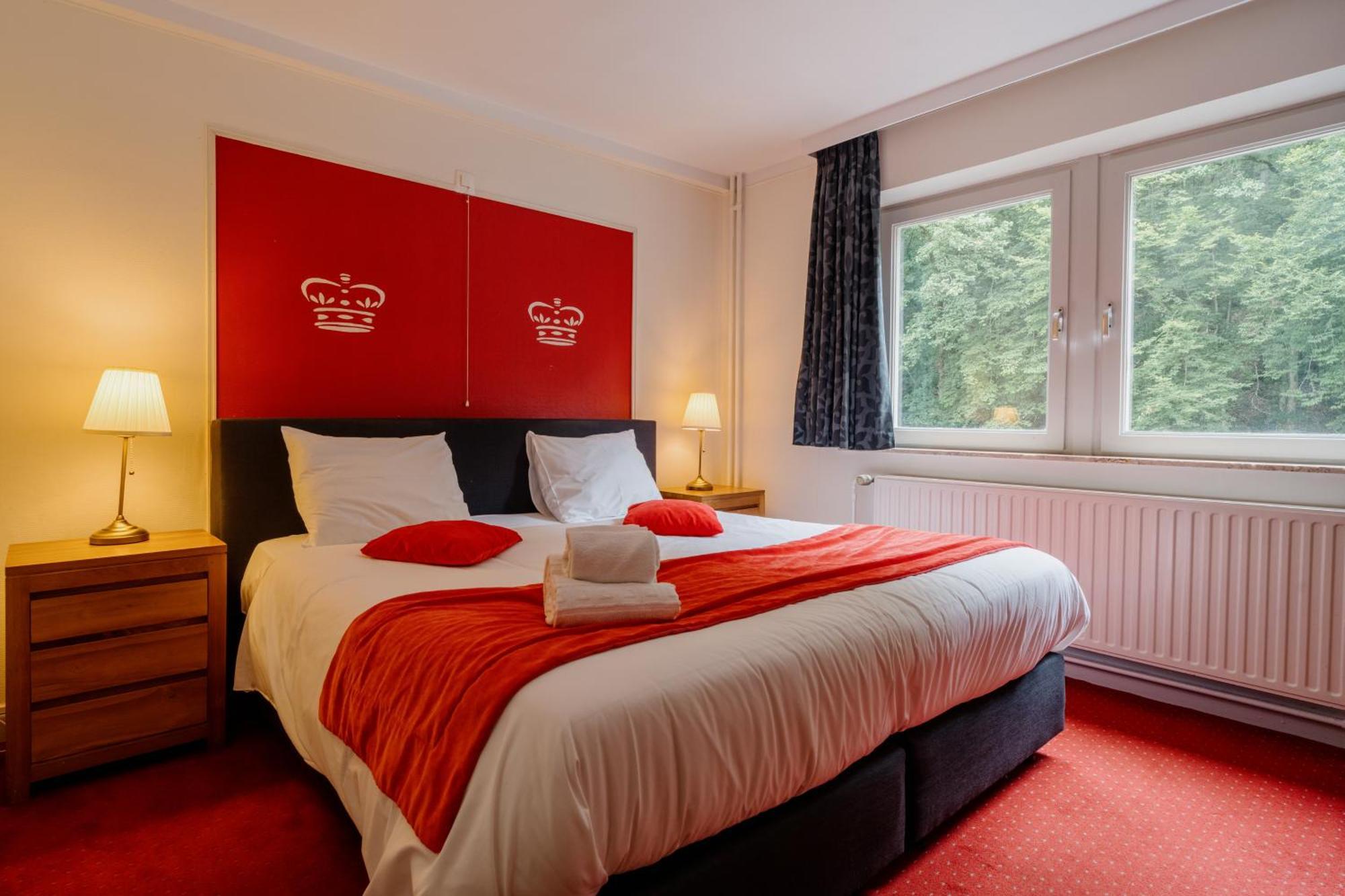 Hotel L'Eau Vive Vresse-sur-Semois Bagian luar foto