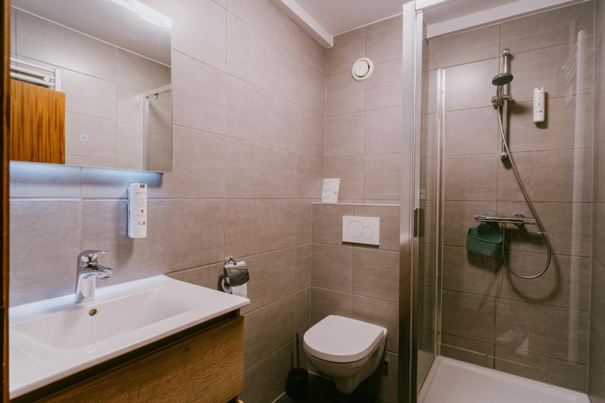 Hotel L'Eau Vive Vresse-sur-Semois Ruang foto