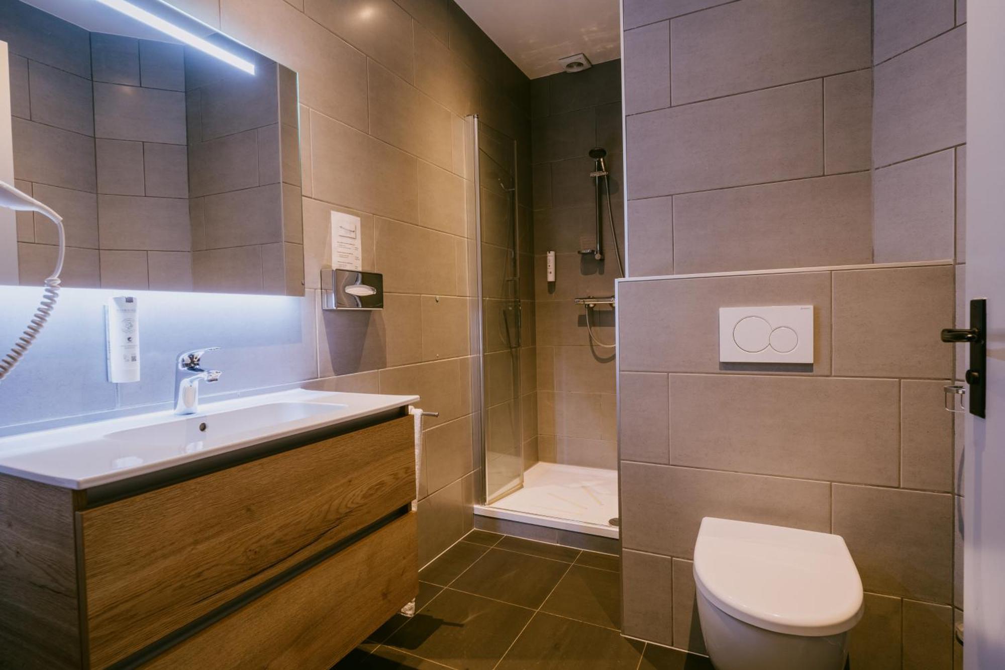 Hotel L'Eau Vive Vresse-sur-Semois Bagian luar foto