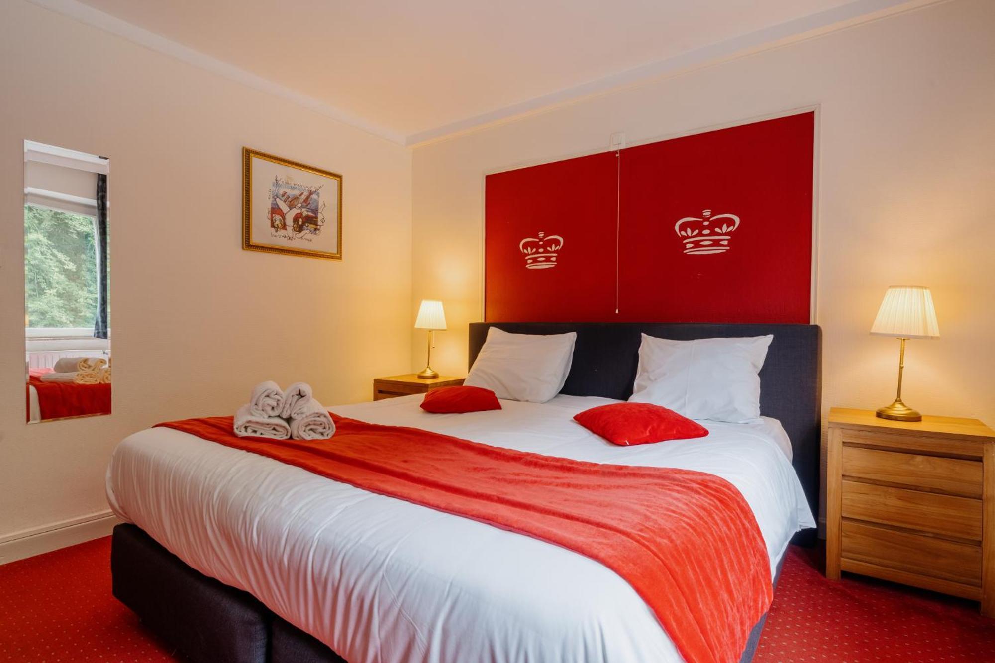 Hotel L'Eau Vive Vresse-sur-Semois Bagian luar foto